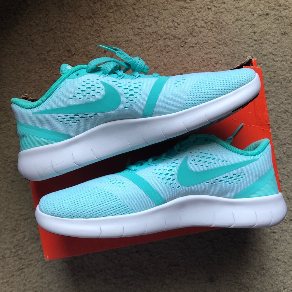 Grade School Nike Free Run